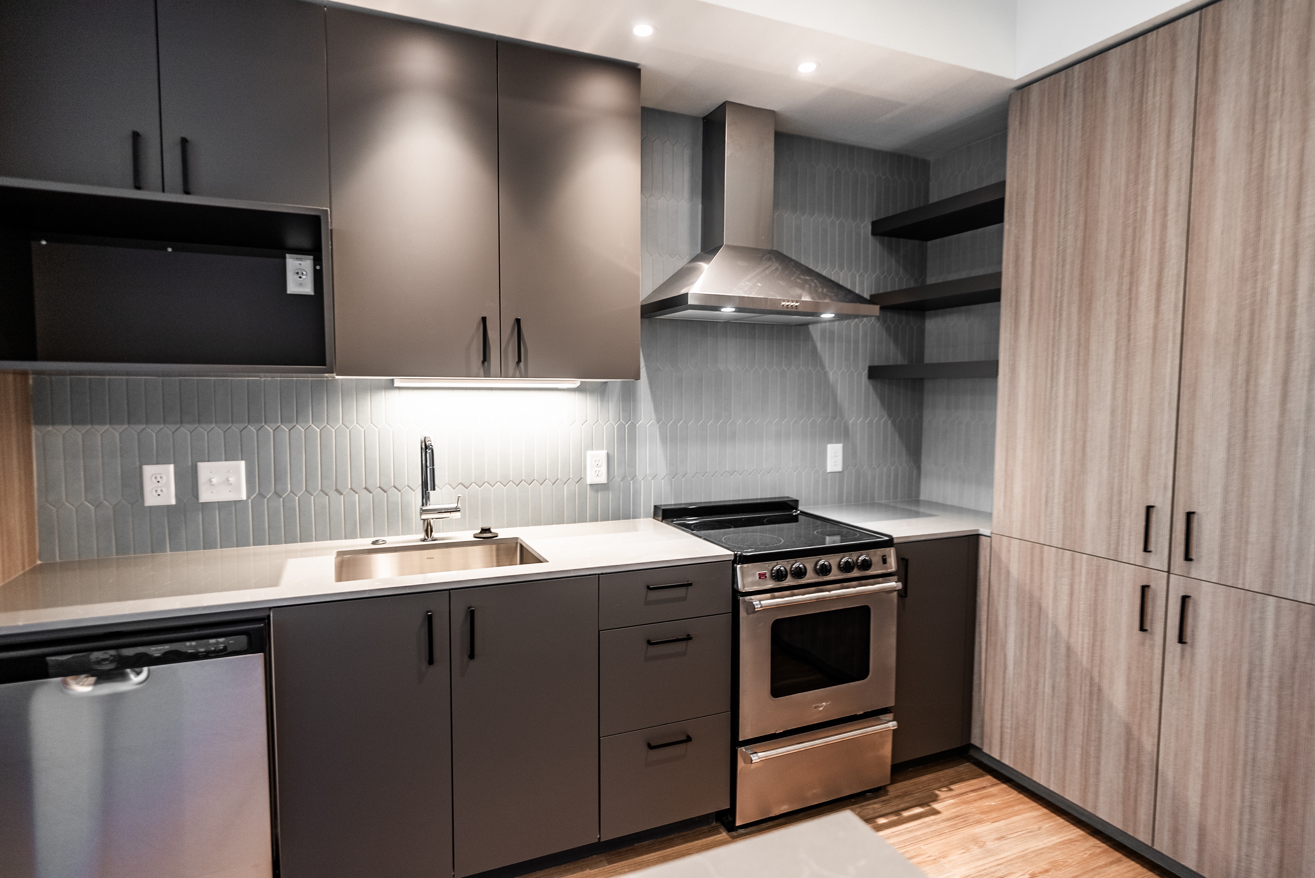 Under Cabinet Lighting
